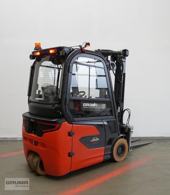 Gabelstapler typu Linde E 16 1251-01, Gebrauchtmaschine w Friedberg-Derching (Zdjęcie 2)