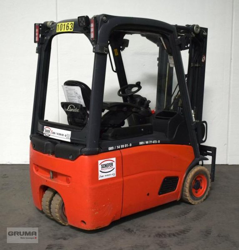 Gabelstapler des Typs Linde E 16 386, Gebrauchtmaschine in Friedberg-Derching (Bild 2)