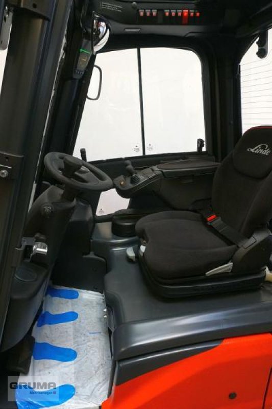 Gabelstapler des Typs Linde E 16 C EVO 386-02, Gebrauchtmaschine in Friedberg-Derching (Bild 4)