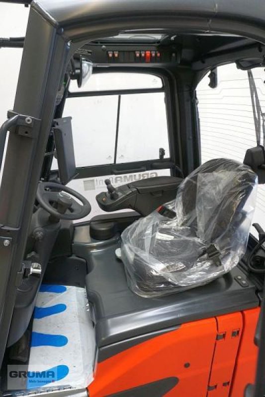 Gabelstapler typu Linde E 16 C EVO 386-02, Gebrauchtmaschine v Friedberg-Derching (Obrázek 4)