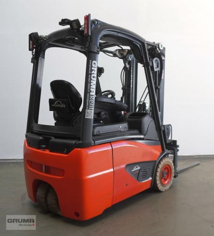 Gabelstapler des Typs Linde E 16 C EVO 386-02, Gebrauchtmaschine in Friedberg-Derching (Bild 2)