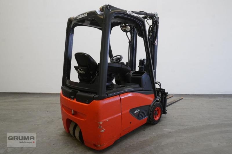 Gabelstapler от тип Linde E 16 C EVO 386-02, Gebrauchtmaschine в Friedberg-Derching (Снимка 2)