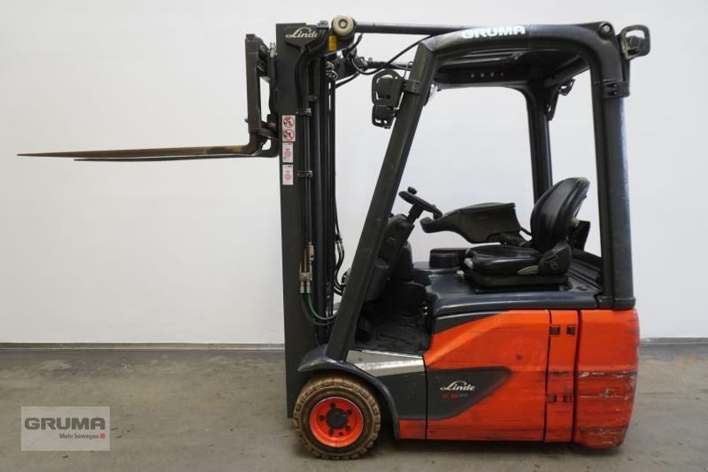 Gabelstapler za tip Linde E 16 C EVO 386-02, Gebrauchtmaschine u Friedberg-Derching (Slika 4)