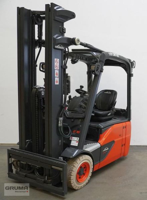 Gabelstapler typu Linde E 16 EVO 386-02, Gebrauchtmaschine v Friedberg-Derching (Obrázek 6)