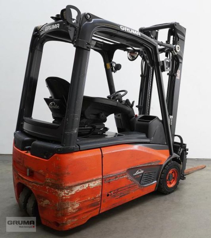 Gabelstapler des Typs Linde E 16 EVO 386-02, Gebrauchtmaschine in Friedberg-Derching (Bild 2)