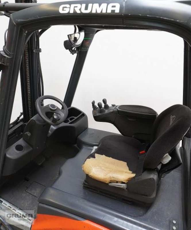 Gabelstapler des Typs Linde E 16 EVO 386-02, Gebrauchtmaschine in Friedberg-Derching (Bild 3)