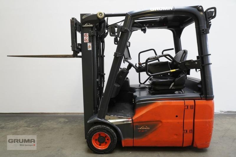 Gabelstapler typu Linde E 16 EVO 386-02, Gebrauchtmaschine v Friedberg-Derching (Obrázek 4)