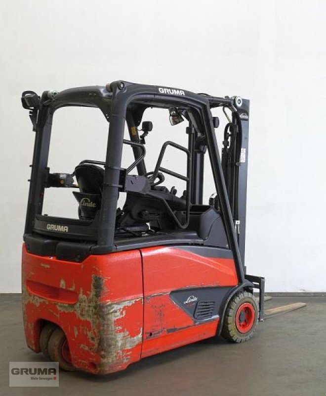 Gabelstapler del tipo Linde E 16 H EVO 386-02, Gebrauchtmaschine In Friedberg-Derching (Immagine 2)