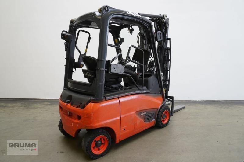 Gabelstapler des Typs Linde E 16 P EVO 386-02, Gebrauchtmaschine in Friedberg-Derching (Bild 2)