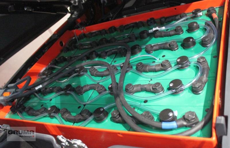 Gabelstapler des Typs Linde E 16 PH EVO 386-02, Gebrauchtmaschine in Friedberg-Derching (Bild 6)