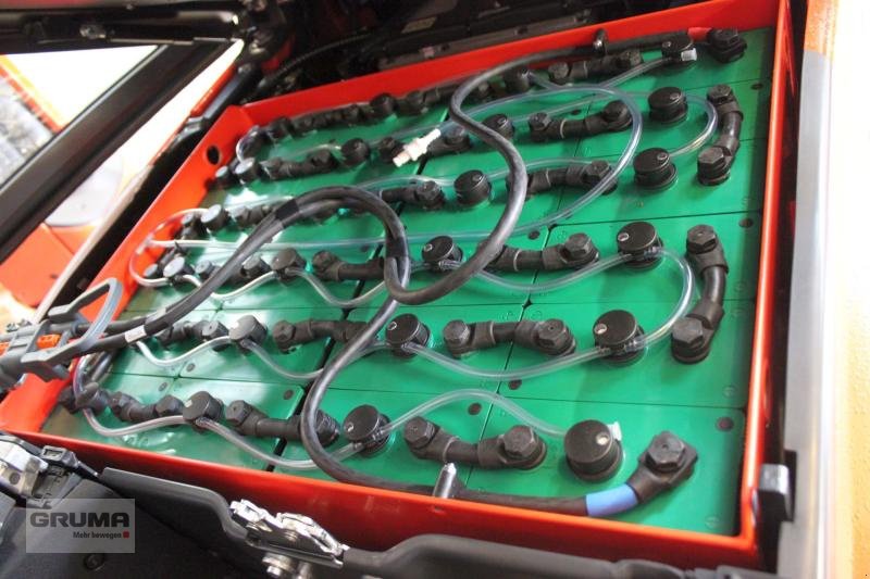 Gabelstapler des Typs Linde E 16 PH EVO 386-02, Gebrauchtmaschine in Friedberg-Derching (Bild 6)