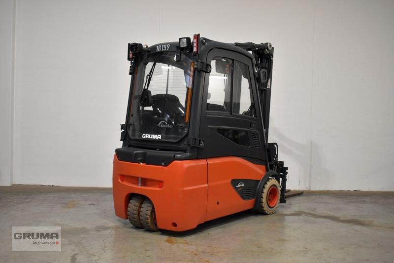 Gabelstapler des Typs Linde E 18 L EVO 386-02, Gebrauchtmaschine in Friedberg-Derching (Bild 2)