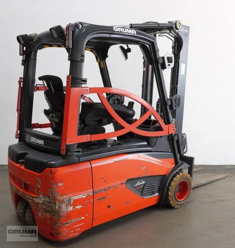 Gabelstapler typu Linde E 18 L EVO 386-02, Gebrauchtmaschine v Friedberg-Derching (Obrázek 2)