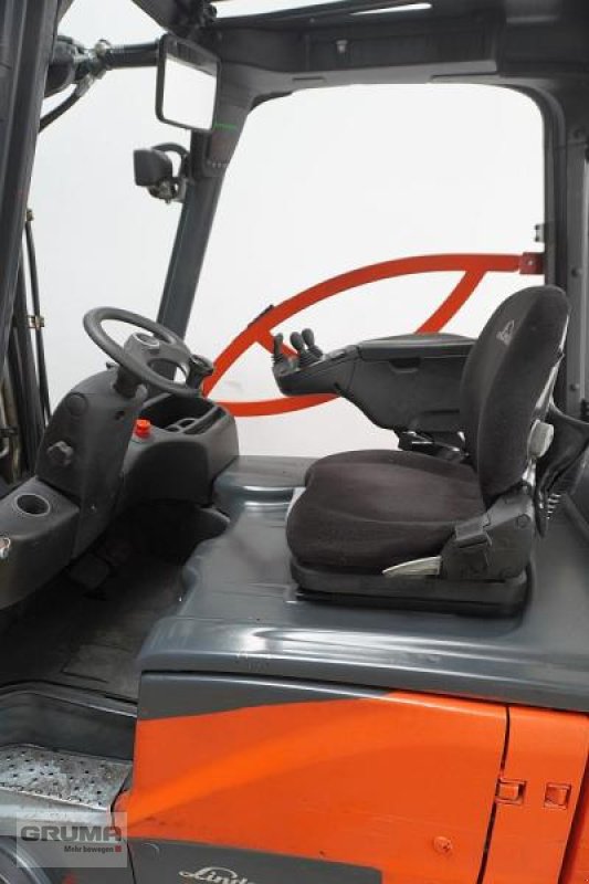 Gabelstapler des Typs Linde E 18 PH EVO 386-02, Gebrauchtmaschine in Friedberg-Derching (Bild 3)