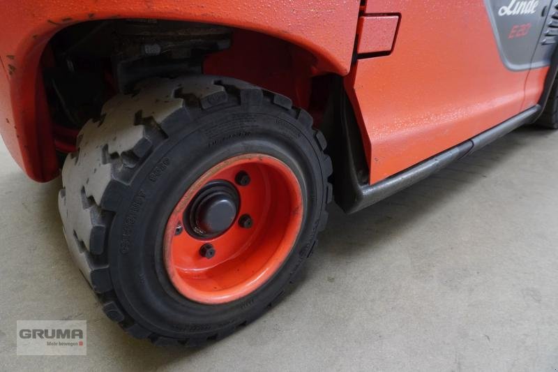 Gabelstapler tip Linde E 20 387, Gebrauchtmaschine in Friedberg-Derching (Poză 8)