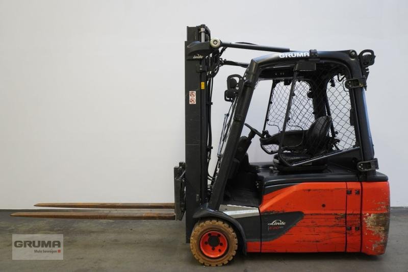 Gabelstapler des Typs Linde E 20 L EVO 386-02, Gebrauchtmaschine in Friedberg-Derching (Bild 4)