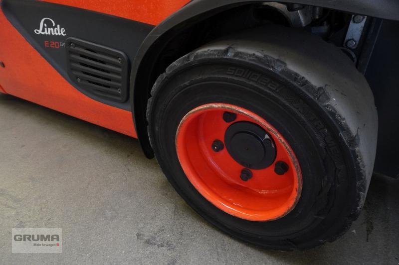 Gabelstapler от тип Linde E 20 L EVO 386-02, Gebrauchtmaschine в Friedberg-Derching (Снимка 9)