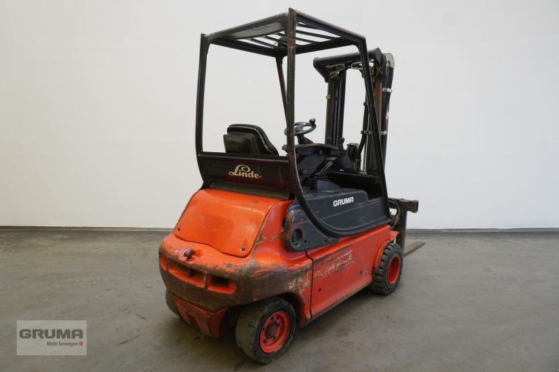 Gabelstapler typu Linde E 20 P 335-02, Gebrauchtmaschine v Friedberg-Derching (Obrázek 2)