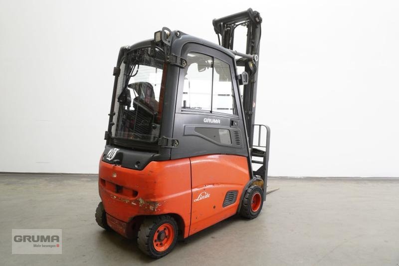 Gabelstapler от тип Linde E 20 PH 386, Gebrauchtmaschine в Friedberg-Derching (Снимка 2)