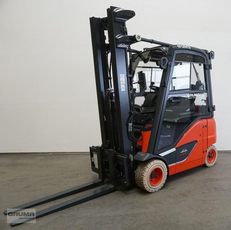 Gabelstapler des Typs Linde E 20 PH EVO 386-02, Gebrauchtmaschine in Friedberg-Derching (Bild 1)