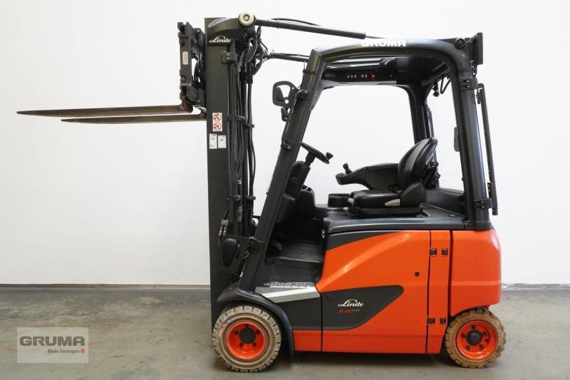 Gabelstapler des Typs Linde E 20 PH EVO 386-02, Gebrauchtmaschine in Friedberg-Derching (Bild 4)