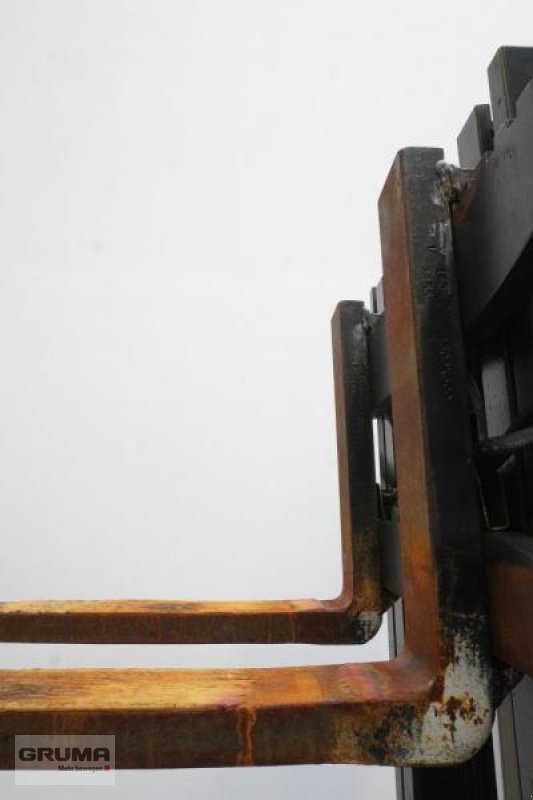 Gabelstapler des Typs Linde E 20 PH EVO 386-02, Gebrauchtmaschine in Friedberg-Derching (Bild 6)