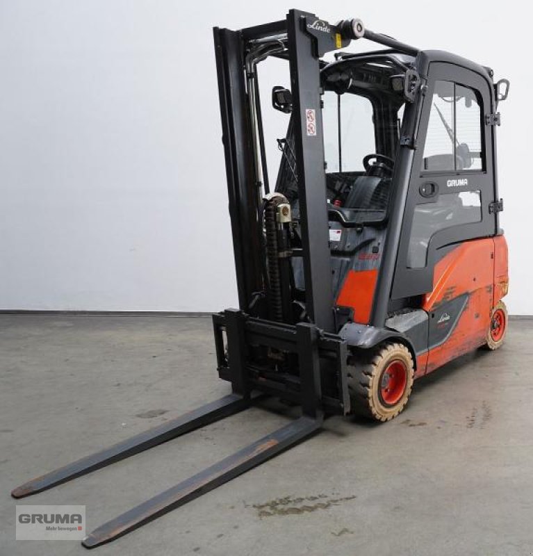 Gabelstapler des Typs Linde E 20 PHL EVO 386-02, Gebrauchtmaschine in Friedberg-Derching (Bild 1)