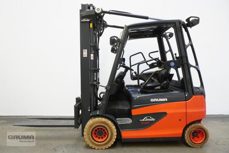 Gabelstapler typu Linde E 25 387, Gebrauchtmaschine v Friedberg-Derching (Obrázek 4)