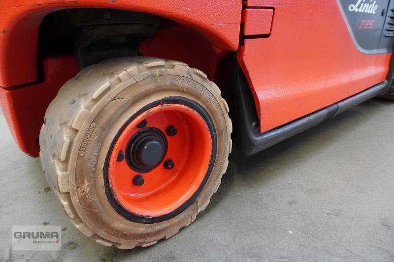 Gabelstapler tip Linde E 25 387, Gebrauchtmaschine in Friedberg-Derching (Poză 8)