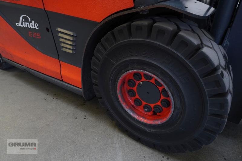 Gabelstapler typu Linde E 25 387, Gebrauchtmaschine w Friedberg-Derching (Zdjęcie 9)