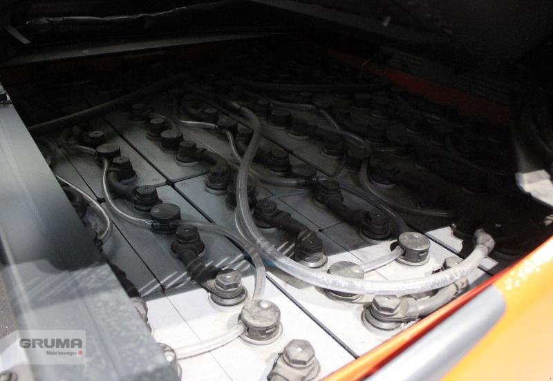 Gabelstapler des Typs Linde E 25/600 HL 1252, Gebrauchtmaschine in Friedberg-Derching (Bild 6)