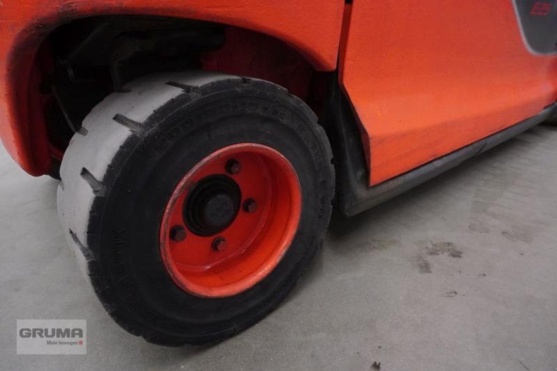 Gabelstapler typu Linde E 25/600 HL 387-00, Gebrauchtmaschine v Friedberg-Derching (Obrázek 7)