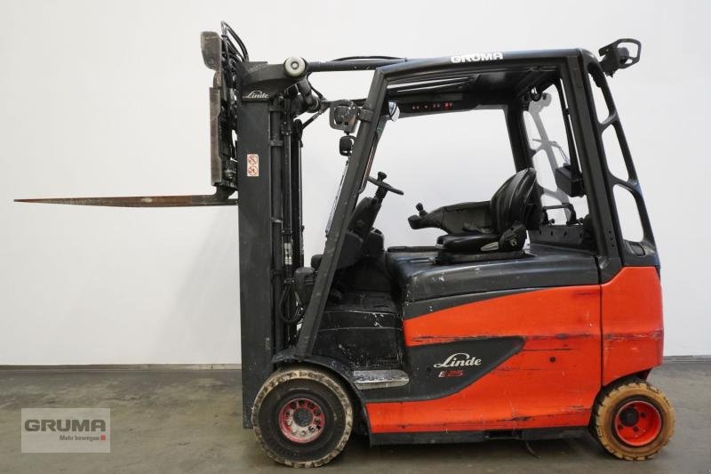 Gabelstapler typu Linde E 25/600 HL 387, Gebrauchtmaschine v Friedberg-Derching (Obrázek 4)