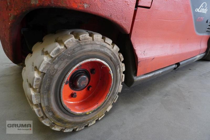 Gabelstapler типа Linde E 25/600 HL 387, Gebrauchtmaschine в Friedberg-Derching (Фотография 7)