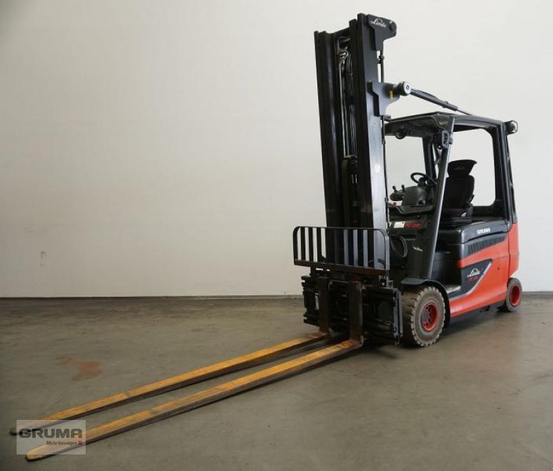 Gabelstapler Türe ait Linde E 25 HL-01 FC/600 387, Gebrauchtmaschine içinde Friedberg-Derching (resim 1)