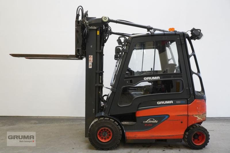 Gabelstapler van het type Linde E 25 ION 387, Gebrauchtmaschine in Friedberg-Derching (Foto 4)