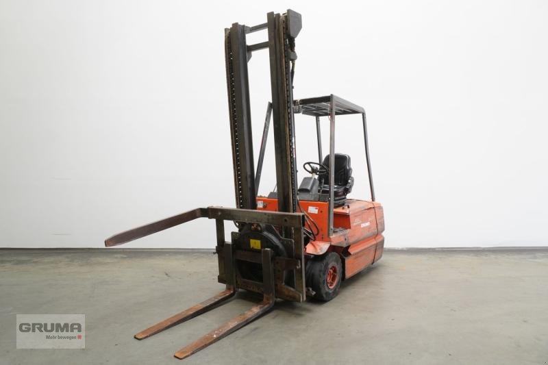 Gabelstapler типа Linde E 25 Z 325, Gebrauchtmaschine в Friedberg-Derching (Фотография 1)