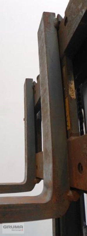 Gabelstapler des Typs Linde E 30 387, Gebrauchtmaschine in Friedberg-Derching (Bild 2)