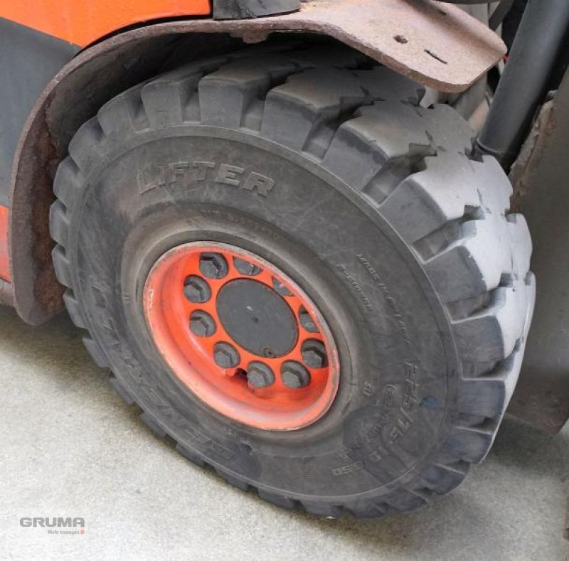 Gabelstapler des Typs Linde E 30 387, Gebrauchtmaschine in Friedberg-Derching (Bild 4)