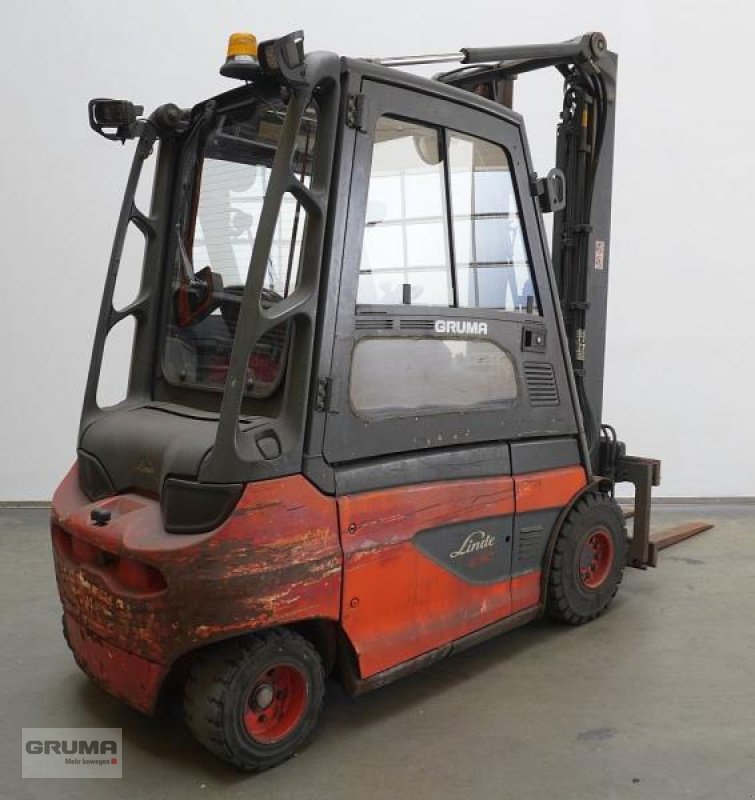 Gabelstapler des Typs Linde E 30 387, Gebrauchtmaschine in Friedberg-Derching (Bild 6)