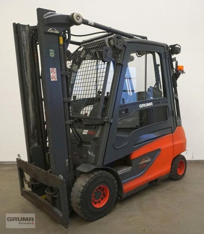 Gabelstapler typu Linde E 30 387, Gebrauchtmaschine v Friedberg-Derching (Obrázok 1)