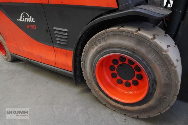 Gabelstapler du type Linde E 30/600 H 387, Gebrauchtmaschine en Friedberg-Derching (Photo 9)