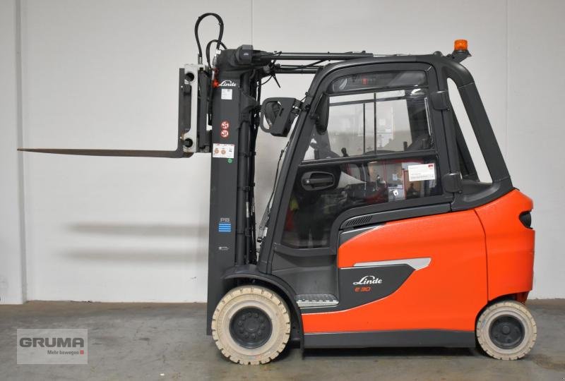 Gabelstapler des Typs Linde E 30/600 HL 1252, Gebrauchtmaschine in Friedberg-Derching (Bild 3)