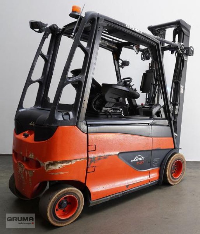 Gabelstapler des Typs Linde E 30/600 HL 387, Gebrauchtmaschine in Friedberg-Derching (Bild 7)