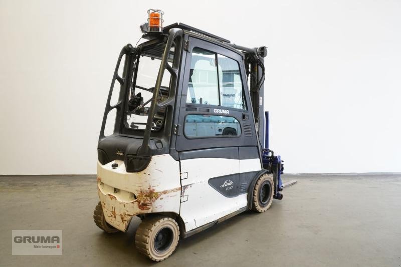 Gabelstapler типа Linde E 30/600 HL 387, Gebrauchtmaschine в Friedberg-Derching (Фотография 2)