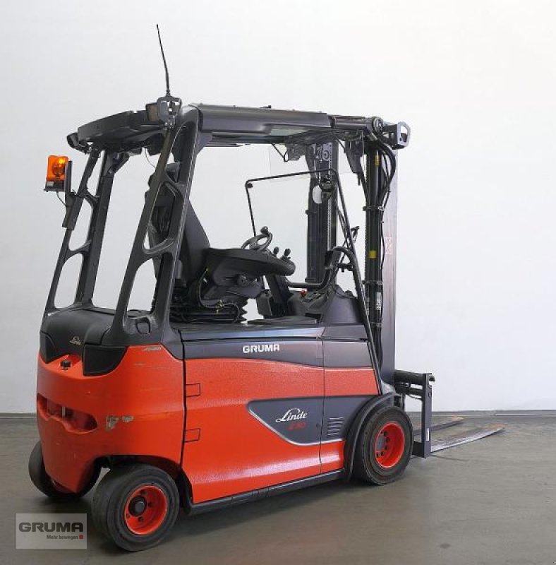 Gabelstapler des Typs Linde E 30/600 RHL 387, Gebrauchtmaschine in Friedberg-Derching (Bild 2)