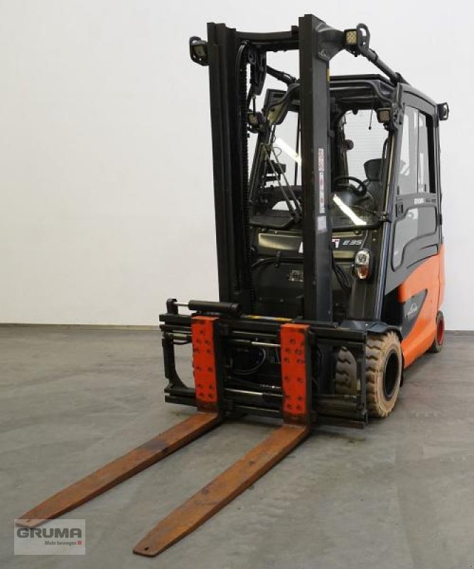 Gabelstapler des Typs Linde E 35 HL 387, Gebrauchtmaschine in Friedberg-Derching (Bild 1)