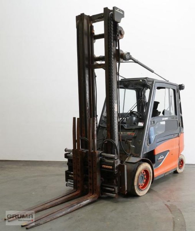 Gabelstapler des Typs Linde E 40/600 HL 388, Gebrauchtmaschine in Friedberg-Derching (Bild 1)