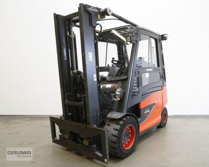 Gabelstapler tip Linde E 45/600 H 388, Gebrauchtmaschine in Friedberg-Derching (Poză 1)