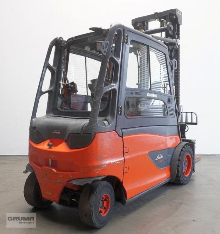 Gabelstapler typu Linde E 45/600 HL 388, Gebrauchtmaschine v Friedberg-Derching (Obrázek 2)